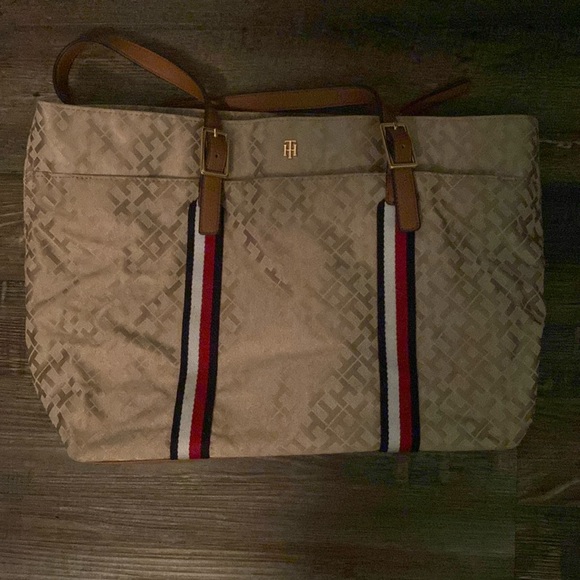 Tommy Hilfiger Tote - Picture 1 of 5